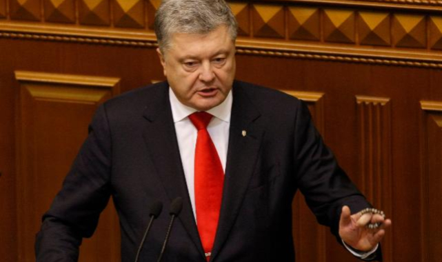 Rus İşbirlikçisi Suçlamasıyla Vatana İhanetten Yargılanan Poroşenko'nun Mal Varlığına El Konuldu