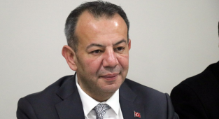 Tanju Özcan'dan Yürütmeyi Durdurma Kararına Yorum: Göçmen Severler Kına Yaksın