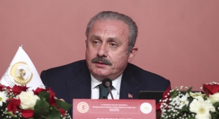 TBMM Başkanı Şentop: İmam Hatip Liseleri Türkiye'nin Siyasi Tarihinin Bir Özeti
