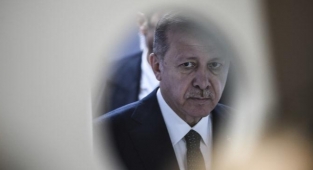 AKP Genel Başkan Yardımcısı Anket Sonuçlarını Açıkladı: Oylar Düşüyor