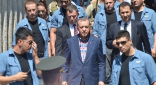 AKP'li Cumhurbaşkanı Erdoğan Çin Virüsü'ne Yakalandı