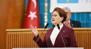 Akşener'den Rus Saldırganlığına Tepki: Türkiye S-400'lerden Acilen Kurtulmalı