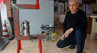 Alanya'da Bir Esnaf 1,5 Litre Benzinle İş Yerini 3 Gün Isıtmanın Yolunu Buldu