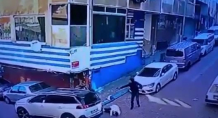 Anne, Baba ve Oğul Sokak Ortasında Kurşunlandı