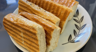 Can Yılmaz'dan Boş Baklava Paylaşımı: 'Boş Tost' Kavramını Hayata Geçirdim