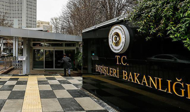 Dışişleri Bakanlığı, Türk Vatandaşlarına Ukrayna'nın Doğusundan Ayrılmalarını Kuvvetle Tavsiye Etti