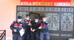 Erdoğan'a Hakaretten 'Aranırken' Yolcu Otobüsünde Yakalandı