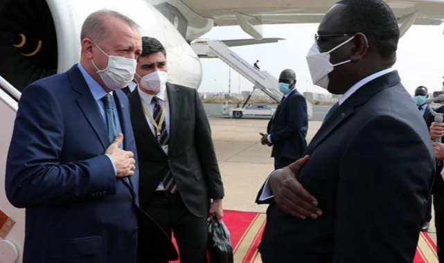 Erdoğan Kongo'dan Senegal'e Giderken Müjdeledi: Albayraklar Afrika'da da İhale Almış