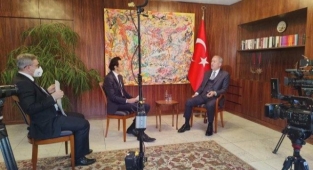 Hulusi Akar'a 'Organik' Prompter