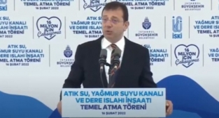 İmamoğlu, Ayakta Kalan Kadına Kendi Yerini Verdi