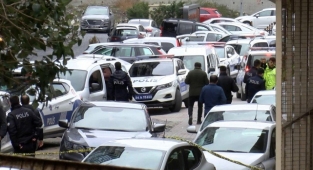 İstanbul'da Dur İhtarına Uymayan Şahıslar Polise Ateş Açtı