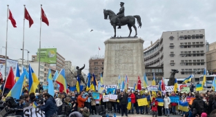 Kırım Tatarları Ankara'da Rusya'nın İşgalini Protesto Etti