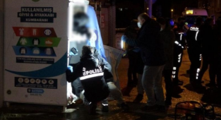 Kullanılmış Giysi Kutusuna Sıkışarak Can Verdi