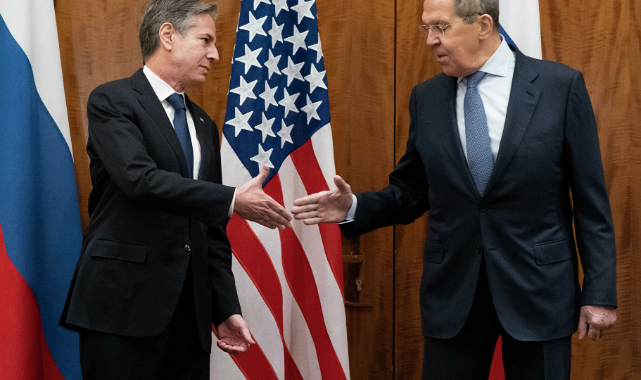 Lavrov ve Blinken Telefonda Görüştü