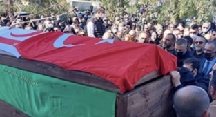 Mübarek Türk Bayrağı Halil Falyalı'nın Tabutuna Örtüldü