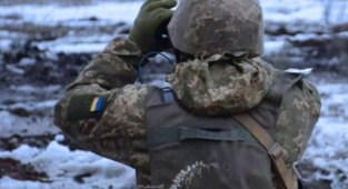 Rus Destekli Teröristler Donbas'ta 2 Ukrayna Askerini ve 1 Sivili Öldürdü