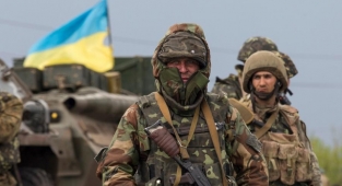 Rus Destekli Teröristlerin Saldırısında Bir Ukrayna Askeri Hayatını Kaybetti