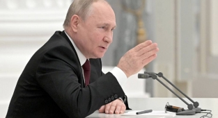 Rus Diktatör Putin, Ukrayna'daki Ayrılıkçı Teröristleri Tanıyacağını Açıkladı