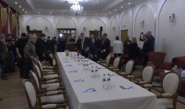 Rusya ve Ukrayna Arasında Müzakereler Başladı