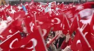 Türk Gençleri Hangi İdeolojiye Daha Yakın