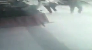 Türk Kadınına Durduk Yere Yumruk Atan Suriyeli Serbest Bırakıldı