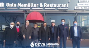 AKP'den DEVA'ya 'Din Soslu' Müteahhit Transferi: DEVA Partisi'nde Arka Arkaya 'Nepotizm' İstifaları