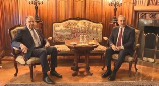 AKP'li Bakan Çavuşoğlu, İşgalci Lavrov İle Görüştü: Çatışma Devam Ettiği İçin Sivillerin Tahliyesi Zor