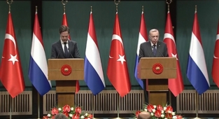 AKP'li Cumhurbaşkanı Erdoğan, Hollanda Başbakanı Rutte İle Ortak Açıklama Yapıyor