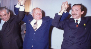 AKP'li Vekil: Erbakan Hayatta Olsaydı Erdoğan'ı Alkışlardı