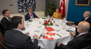 Ali Babacan'dan Altılı Masa'ya İlişkin Seçim Güvenliği Açıklaması