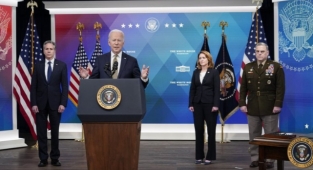 Biden: Ukrayna'ya Uçaksavar Desteği Vereceğiz ve Bu Yolla Hava Sahasını Koruyacağız