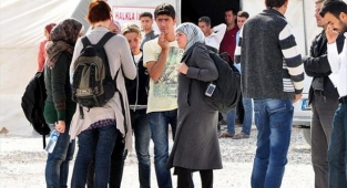 Bilecik Üniversitesi'nden Suriyelilere Burs Mesajı