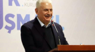 Binali Çiftçilere Akıl Verdi: Maliyetler Yüksek, Mazot, Gübre Yüksek Diye Düşünmeyin