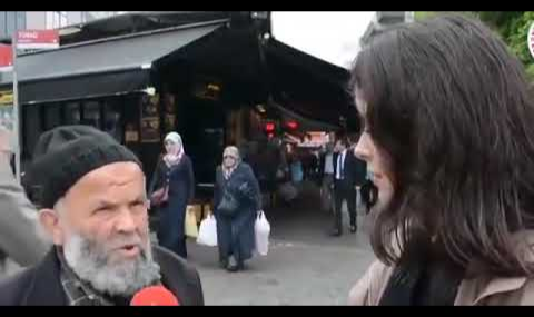 Bursa'da Bir Pankart: 'Müslüman Kardeşim! Ramazan'da Lokantanı, Büfeni Açma!'