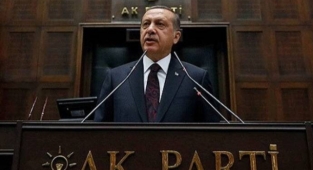 Dikkat Çeken Gelişme: AKP Grup Toplantısı İptal Edildi