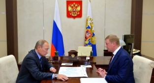 Eli Kanlı Rus Diktatörü Putin'in İlk Yardımcısı İstifa Edip Türkiye'ye Geldi