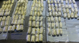 Hakkari'de Polisin Kullandığı Araçta 50 Kilodan Fazla Patlayıcı Bulundu