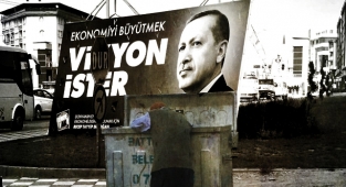 Halk Bayat Ekmeğe Talim Ederken Erdoğan'ın 'Şifası': Manda Yoğurdu, Medine Hurması, Kestane Balı, Yulaf Ezmesi