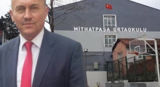 Haremlik Selamlık Oturma Talimatı Veren Müdür Mürtecilikte Sınır Tanımıyor: Kısa Kollu Giymeyin