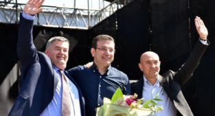 İmamoğlu: Büyük Bir Sınavın Eşiğindeyiz, 2023 Geliyor