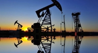 İngiltere de Rusya'dan Petrol İthalatını Durduracak