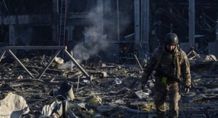 İşgalci Ruslar, Mariupol'deki AB Ofisini Vurdu