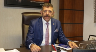 İYİ Parti'den Suriyeliler Yorumu: Türk'ün Üniter Yapısını Bozmaya Yönelik Sıkıntıların Olabileceği Bir Ortam İle Karşı Karşıya Kalırız