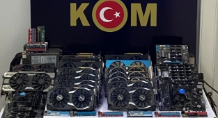 Konya'da Kripto Para Madenciliği Yapılan Adrese 'Kaçakçılıkla Mücadele' Operasyonu