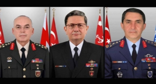 Kuvvet Komutanları Çin Virüsü'ne Yakalandı