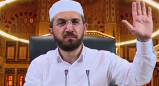 Mürteci Şenocak: Uçakta Yanınızda Alkol İçene Müdahale Edeceksiniz
