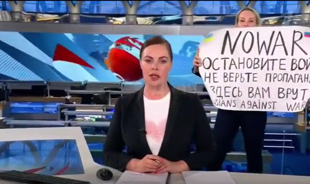 Rus Medyasında İstifa Dalgası