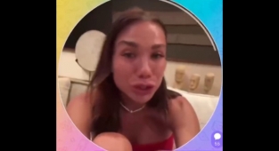 Ukrayna Yanarken Rus Blogger, Instagram Rusya'dan Çekileceği İçin Ağladı