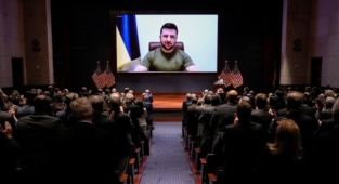 Zelensky, ABD Kongresi'ne Seslendi: Ukrayna'nın Hava Sahasının Kapatılmasını Talep Ediyoruz, Çok mu Şey İstiyoruz?