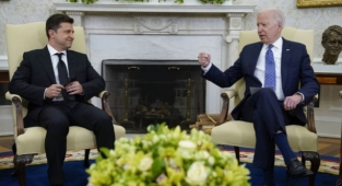 Zelensky ve Biden Görüştü